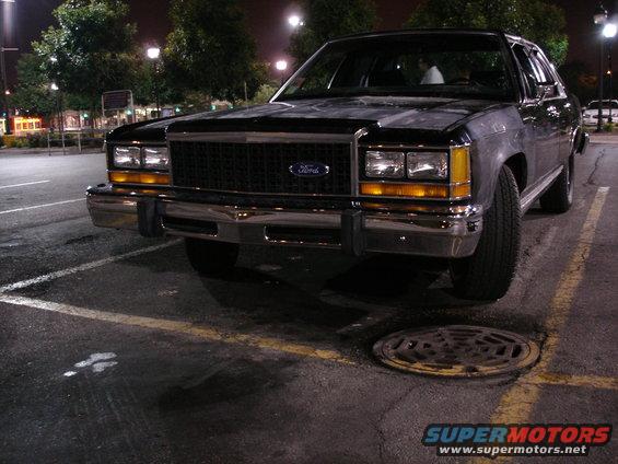sq-blacked-out-grill-and-headlight-bezels.jpg 