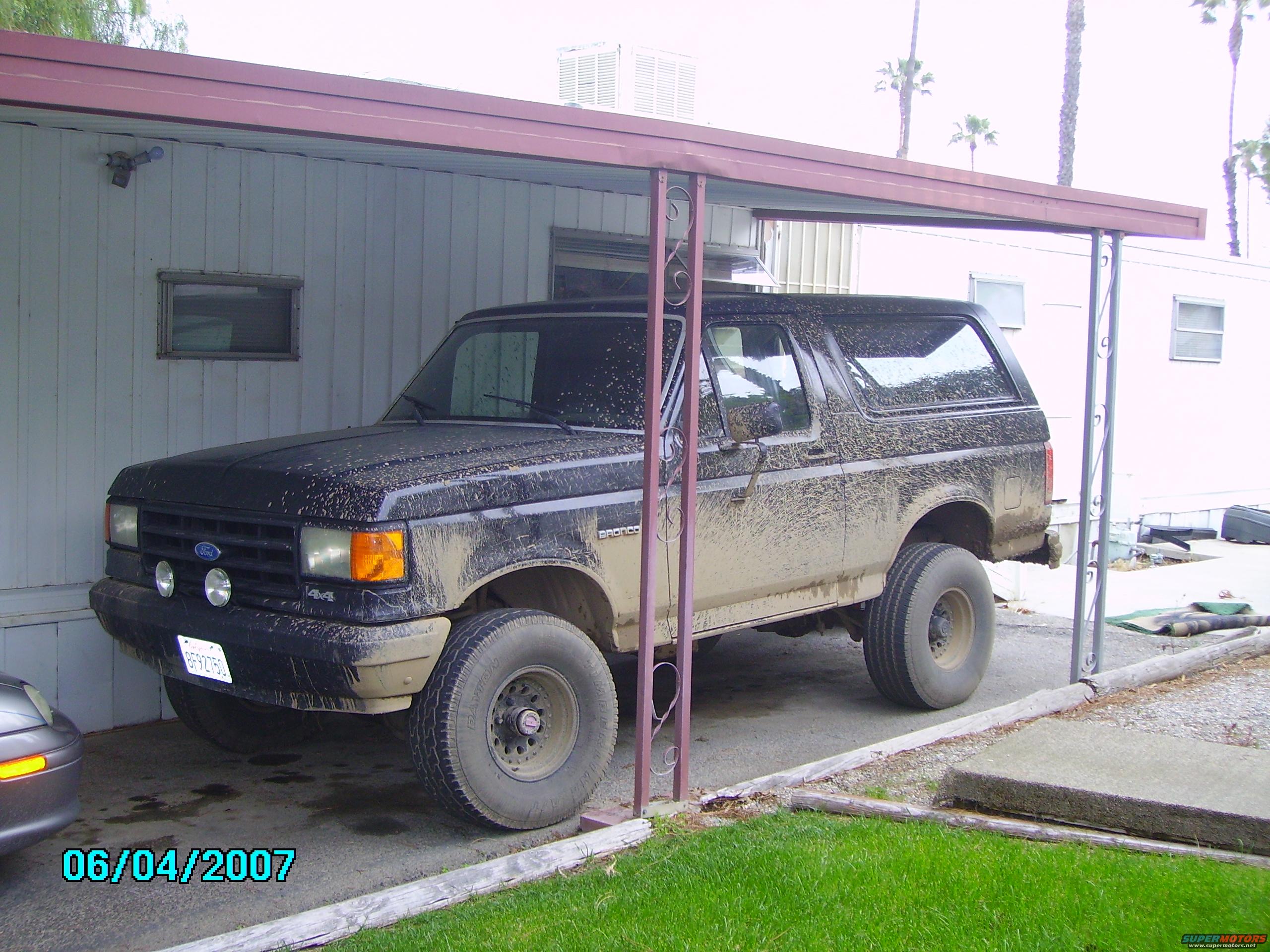 1990 Ford Bronco photo