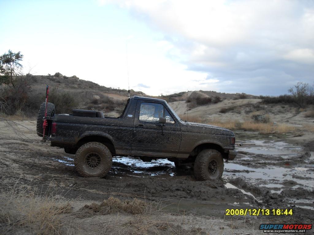 1990 Ford Bronco photo