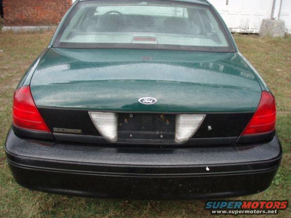 2000 Ford Crown Victoria rear view