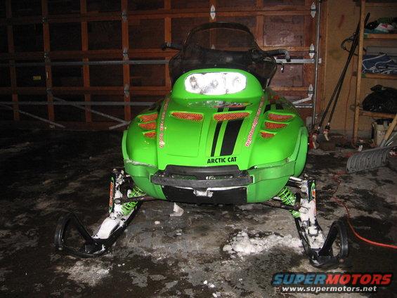 img_4284.jpg the proper hood on it finally!!