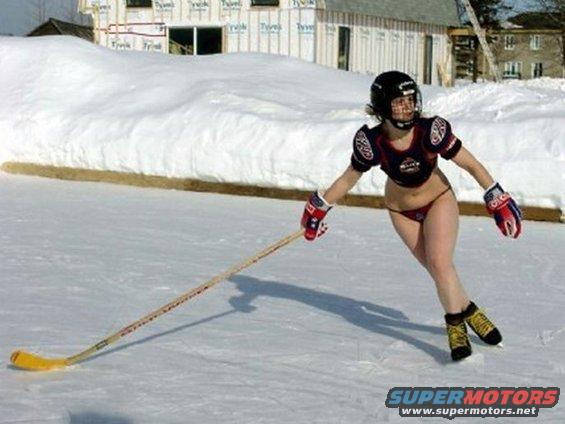 att00020.jpg Canadian female hockey player