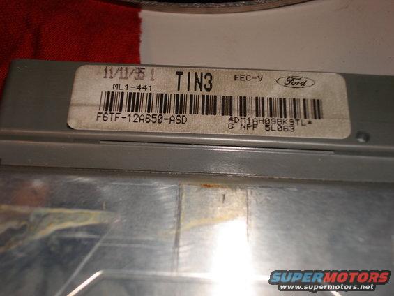 dsc01109.jpg 96 Bronco Computer.  Bad KAM possibly.