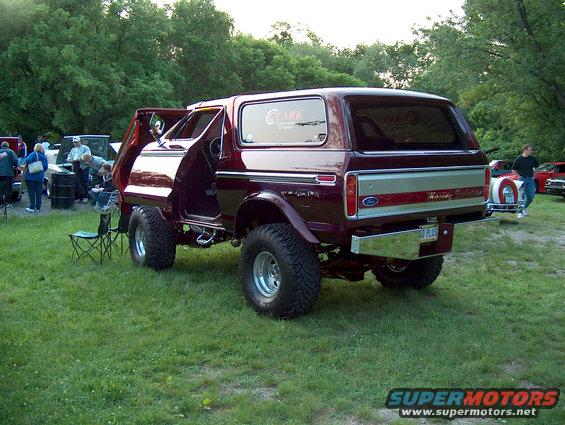 My Dream Bronco this guy want to sell this for $ 30,000.00 I wish I had the cash