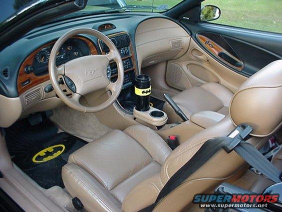 left-interior.jpg 