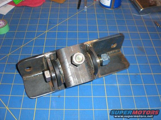cimg0464.jpg Motor mount for 302/351 broncos and F series