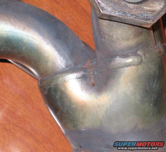 exhaust-crack.jpg Header Crack.