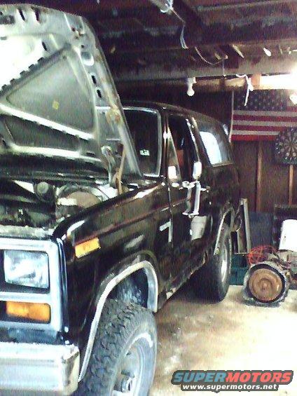 pic031108_6.jpg ISTALLING INTAKE HEADERS CARB