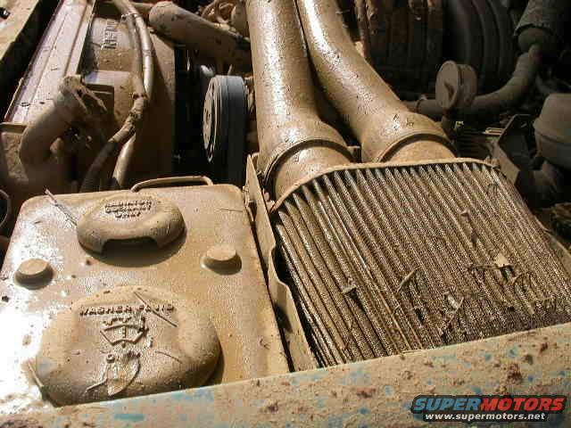 dscn7122.jpg Trying to maintain proper fuel/air/mud mixture