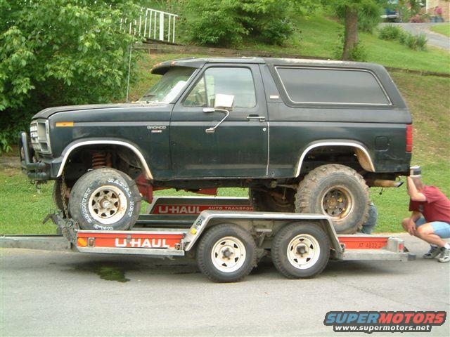 Now thats redneck.  Love the little tire on the the front look.