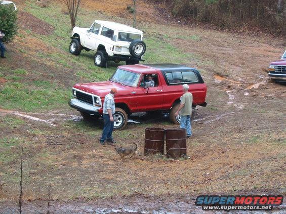 img_0855.jpg BIG RED GOT STUCK TOO!!!!