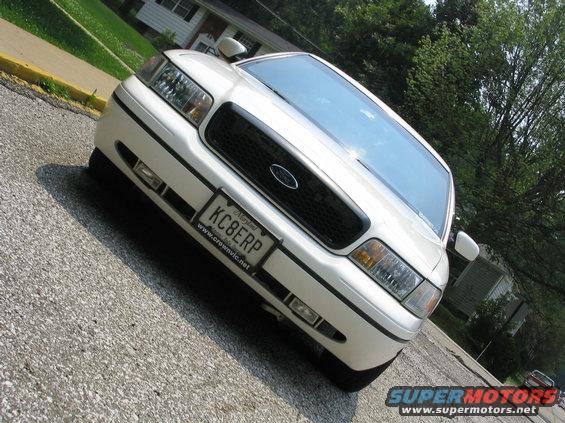 1998 Ford Crown Victoria front view, Maryland license plate KC8ERP