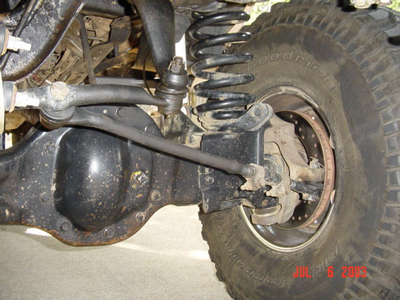 knuckle-under-007.jpg See the real steep angle on the drivers side with the 6" lift