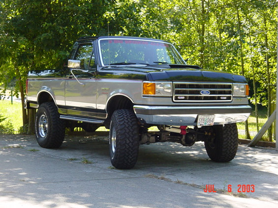 knuckle-under-045.jpg Purdy