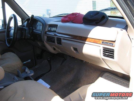 img_3960.jpg Interior