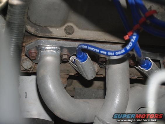 picture-010.jpg pic of bassani headers and taylor wires with heat shield