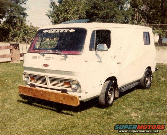 chevyvan1.jpg 