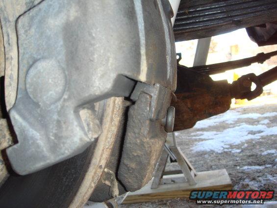 d60-brake-calipers-011.jpg 