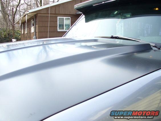 bronco-pics-017.jpg My new hood