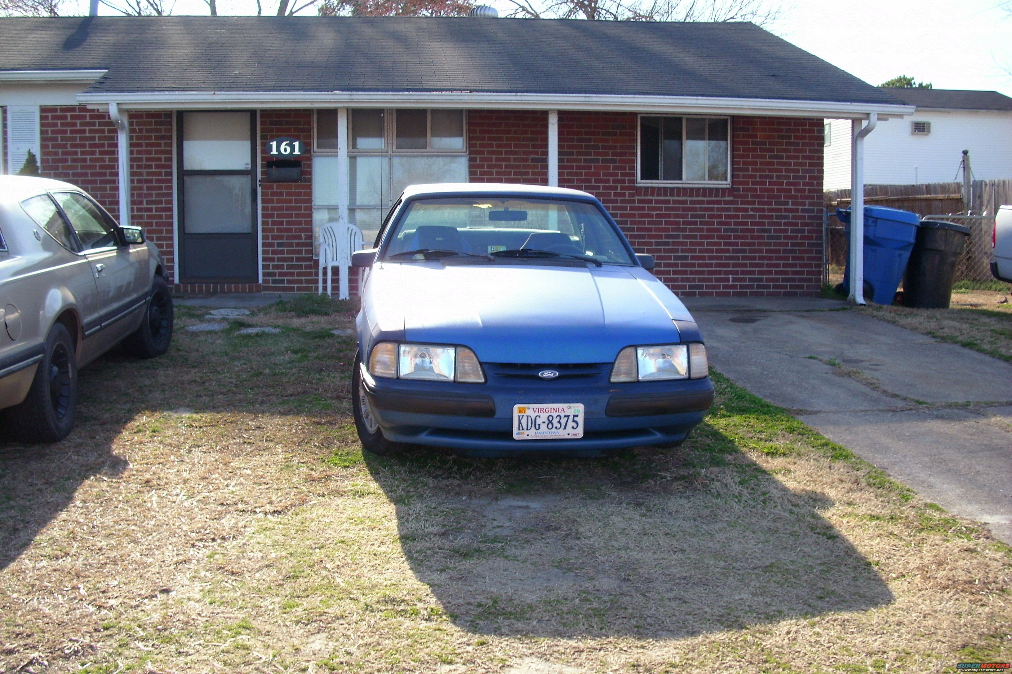 1989 Ford Mustang photo
