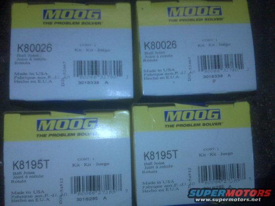 Four MOOG ball joint boxes, two K80026 and two K8195T