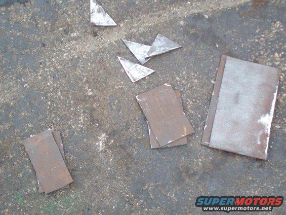 100_0254.jpg these are the pieces for the shackle hangers