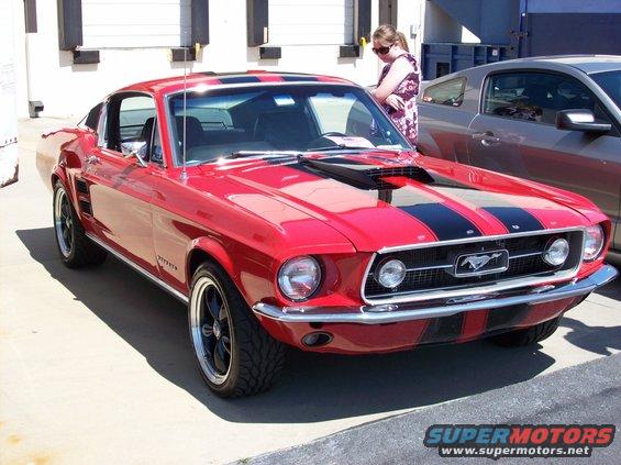 mustangsulimited-car-show-09-005.jpg