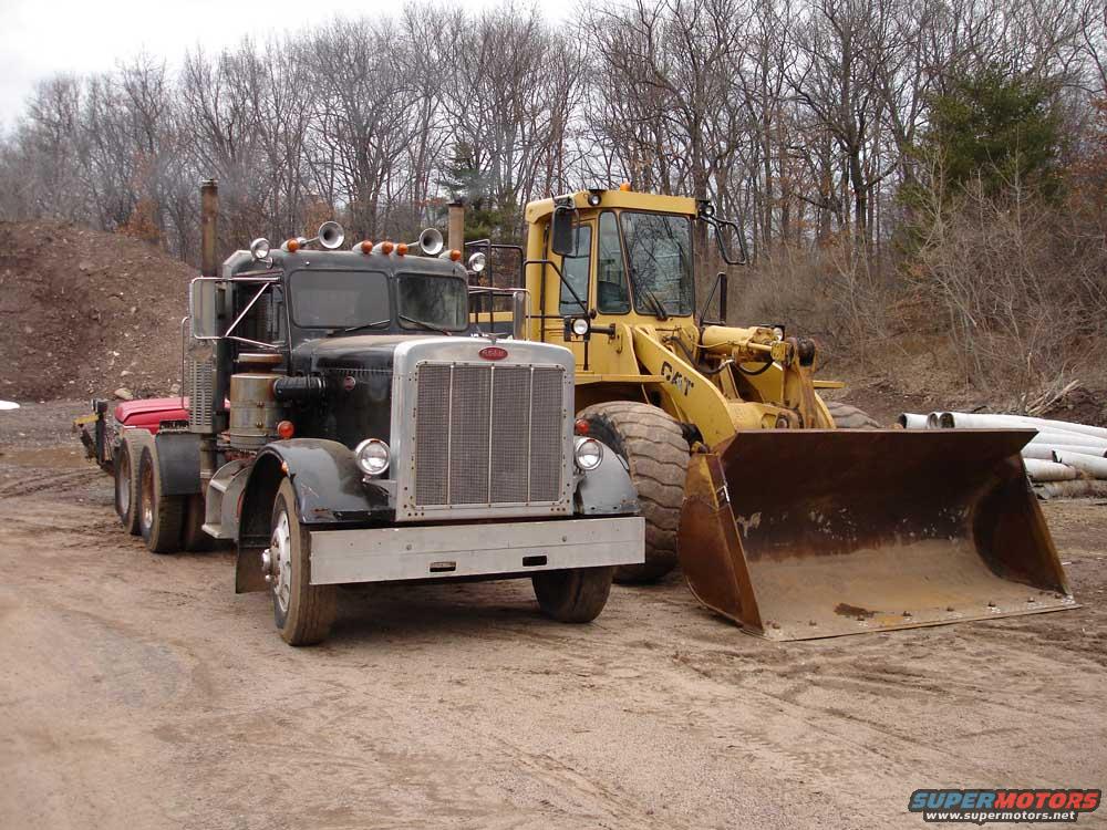 Peterbilt 359