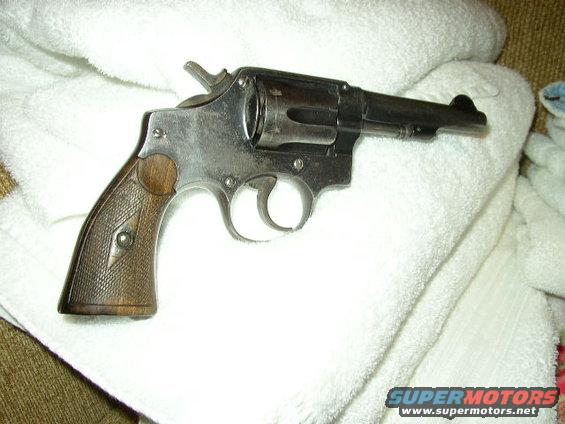 old-revolver-003.jpg