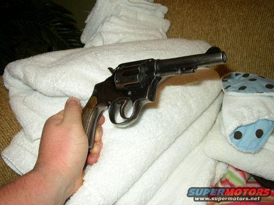 old-revolver-005.jpg