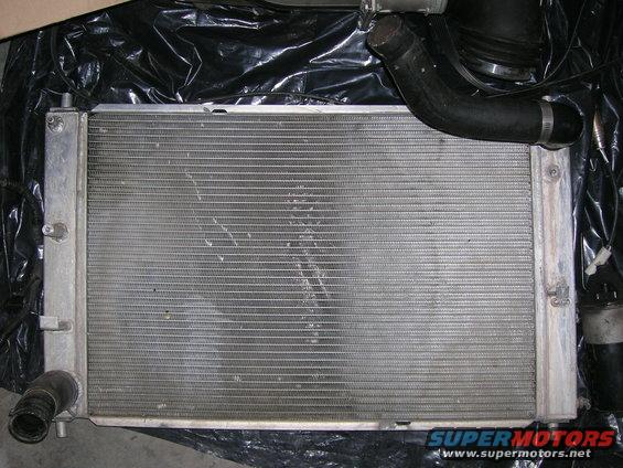 dscn3136.jpg Radiator Engine Side