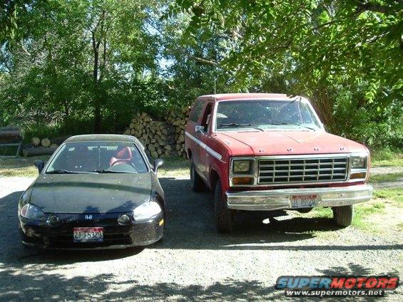 n1586072279_30171099_6027483.jpg 

The biggest vehicle I've ever owned.  A fun size comparison next to my brother's Del Sol.  Only thing in common is the top comes off both of them.

