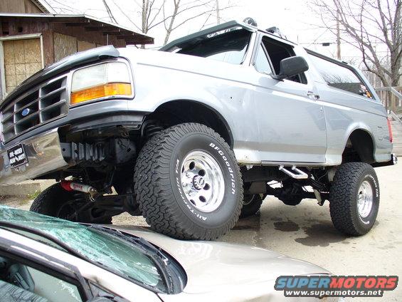 bronco-pics-045.jpg Chevy crusher