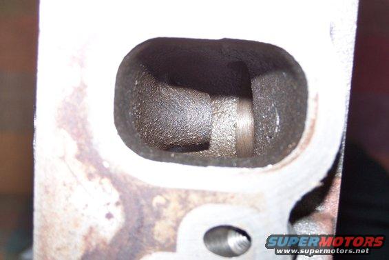 100_0851.jpg I cleaned up this mis-match in the casting in the intake ports..