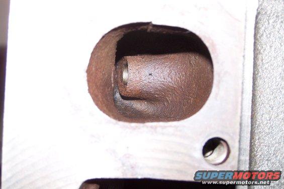 100_0852.jpg the exhaust ports got a clean-up as well.