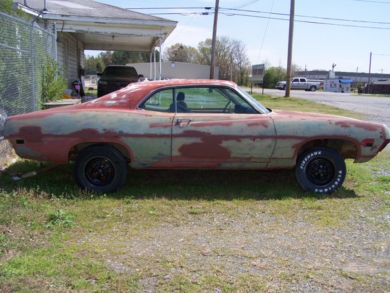 051.jpg pass side. you must see the potential