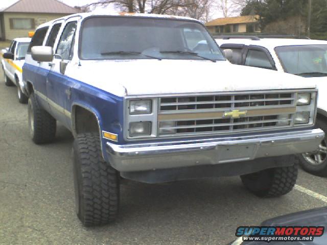1988 Chevrolet Suburban “magic school bus”