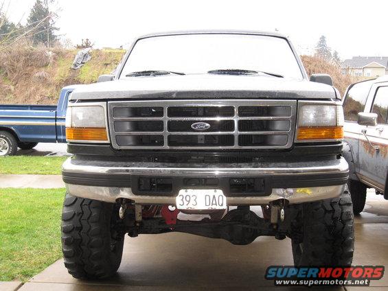 img_0668.jpg Front bumper raised