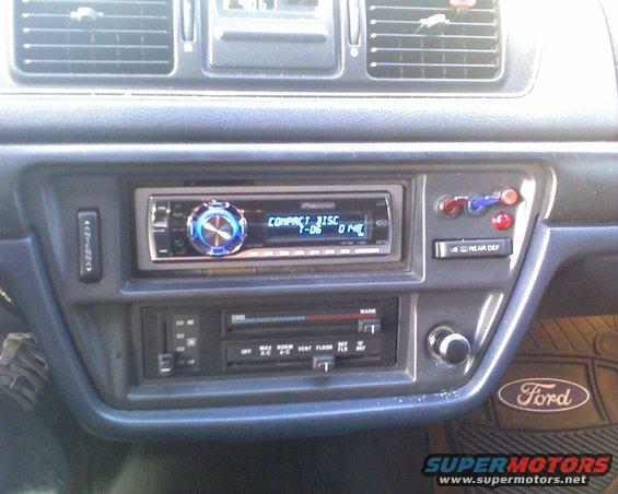 dash shot. nitrous arming switch (blue), fuel pump switch (red), nitrous purge (red push button)