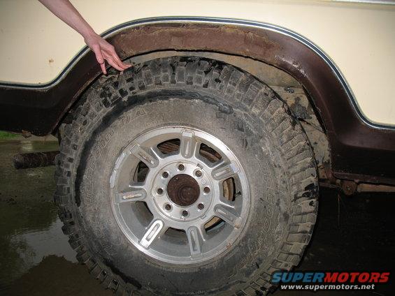 the rear clears easily