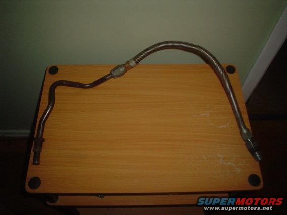 metal fuel line with flexible section
