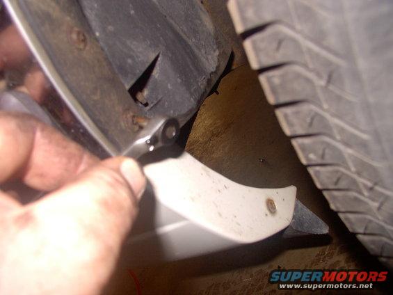 img_0371.jpg Removing the body side bumper trim from the driver's front wheelwell is just two philips screws.