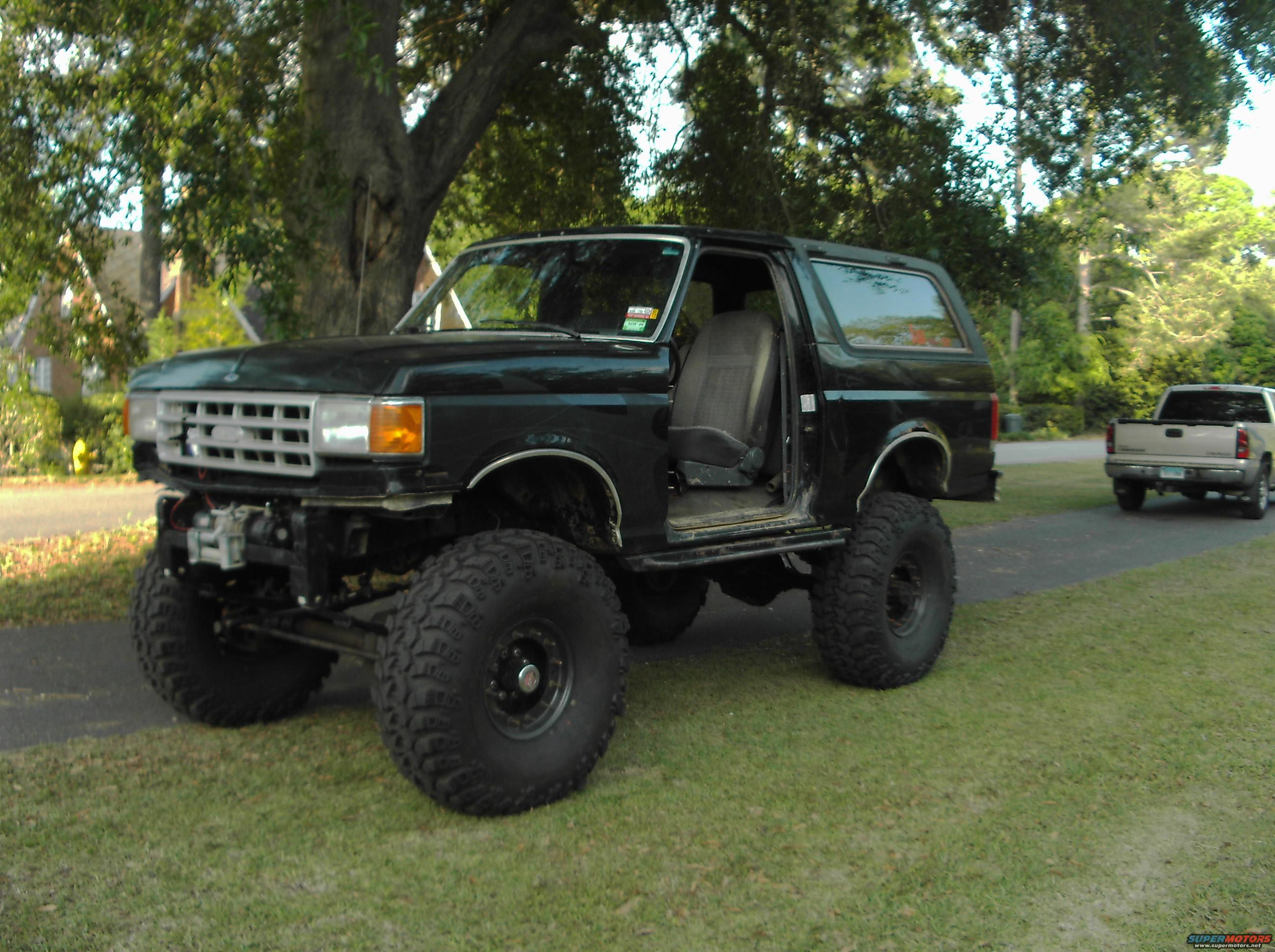 1990 Ford Bronco photo
