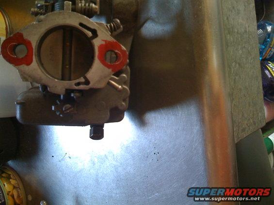 Carb base modification to fit the later model intake