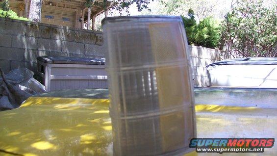 100_0545.jpg 1977 Ranchero GT turn signal lens