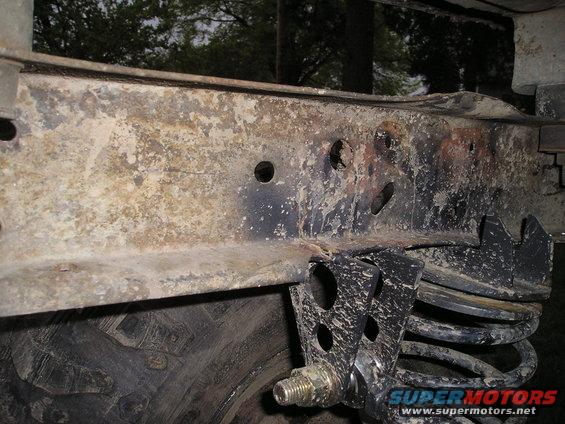damage-005.jpg 
