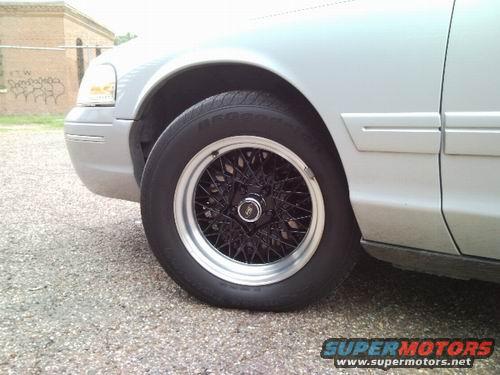 1998 Ford Crown Victoria front fender and wire wheel