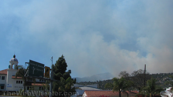 img_6632.jpg How our way how we saw the start of the '09 fire season. 