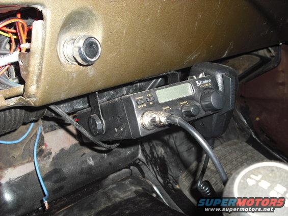092.jpg Put this in before finishing the interior
