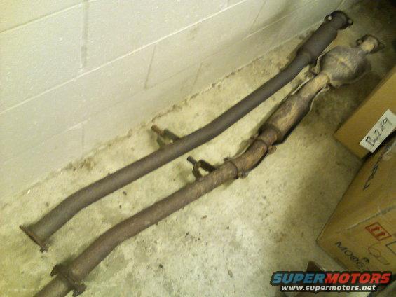 0513091229.jpg Midpipes